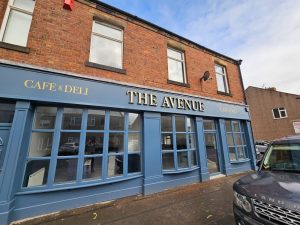 shop front spraying